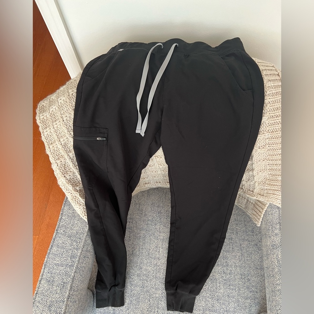 Figs jogger scrub pants